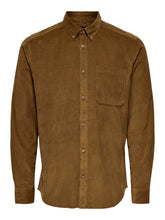 Cargar imagen en el visor de la galería, Nigel Organic Reg Shirt - Monks Robe - Only &amp; Sons - Brown 5
