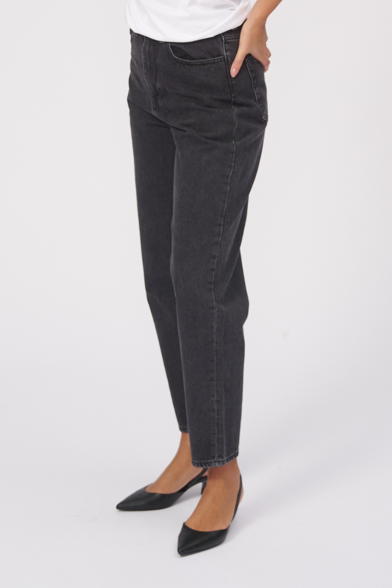 The Original Performance Mom Jeans - Washed Black Denim - TeeShoppen - Black 3