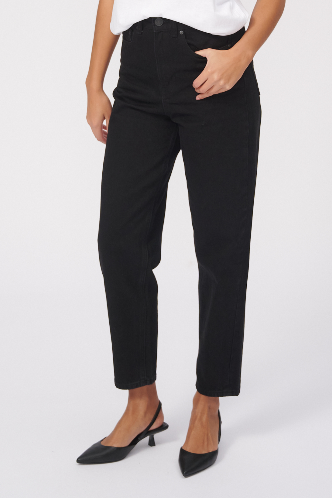 The Original Performance Mom Jeans - Black Denim - TeeShoppen - Black 3