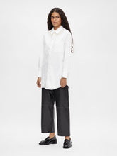 Cargar imagen en el visor de la galería, Roxa Long Shirt - White - Object - White 4
