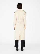 Carregar imagem no visualizador da galeria, Clara Trenchcoat - Sandshell - Object - White 8
