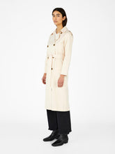 Carregar imagem no visualizador da galeria, Clara Trenchcoat - Sandshell - Object - White 7
