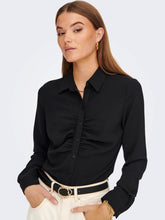 Carregar imagem no visualizador da galeria, Mette Wrinkle Shirt - Black - ONLY - Black 2
