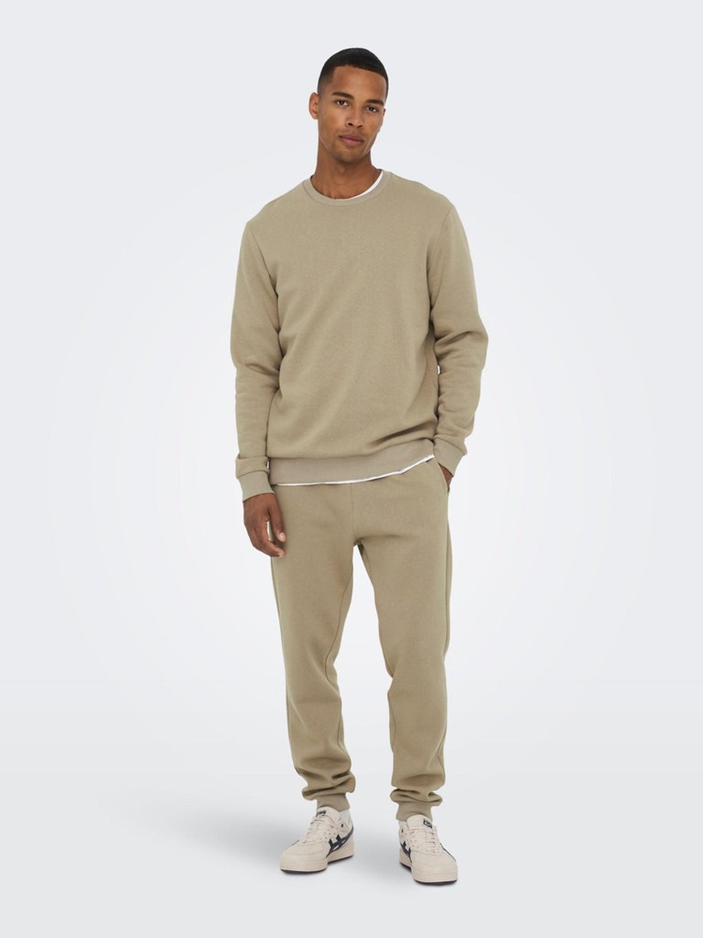 Classic Sweat Crewneck - Chinchilla - Only & Sons - Khaki 4