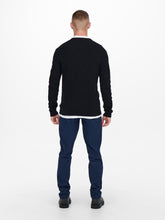 Afbeelding in Gallery-weergave laden, Phil Knit Pullover - Dark Navy - Only &amp; Sons - Blue 5
