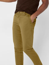 Load image into Gallery viewer, Will Life Regular Chino Pants - Kangaroo - Only &amp; Sons - Green 2
