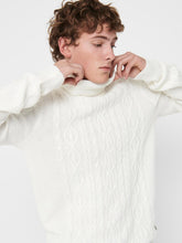 Load image into Gallery viewer, Rigge Knit Turtleneck - Cloud Dancer - Only &amp; Sons - White 2
