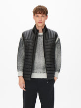 Load image into Gallery viewer, Piet Quilted Vest - Black - Only &amp; Sons - Black
