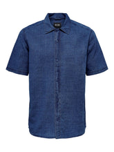 Carregar imagem no visualizador da galeria, Beck Denim Shirt - Medium Blue Denim - Only &amp; Sons - Blue
