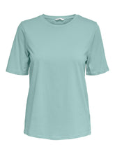 Cargar imagen en el visor de la galería, New-Only T-Shirt - Harbor Gray - ONLY - Blue 2
