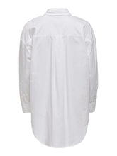 Carregar imagem no visualizador da galeria, Corina Loose Shirt - White - ONLY - White 5
