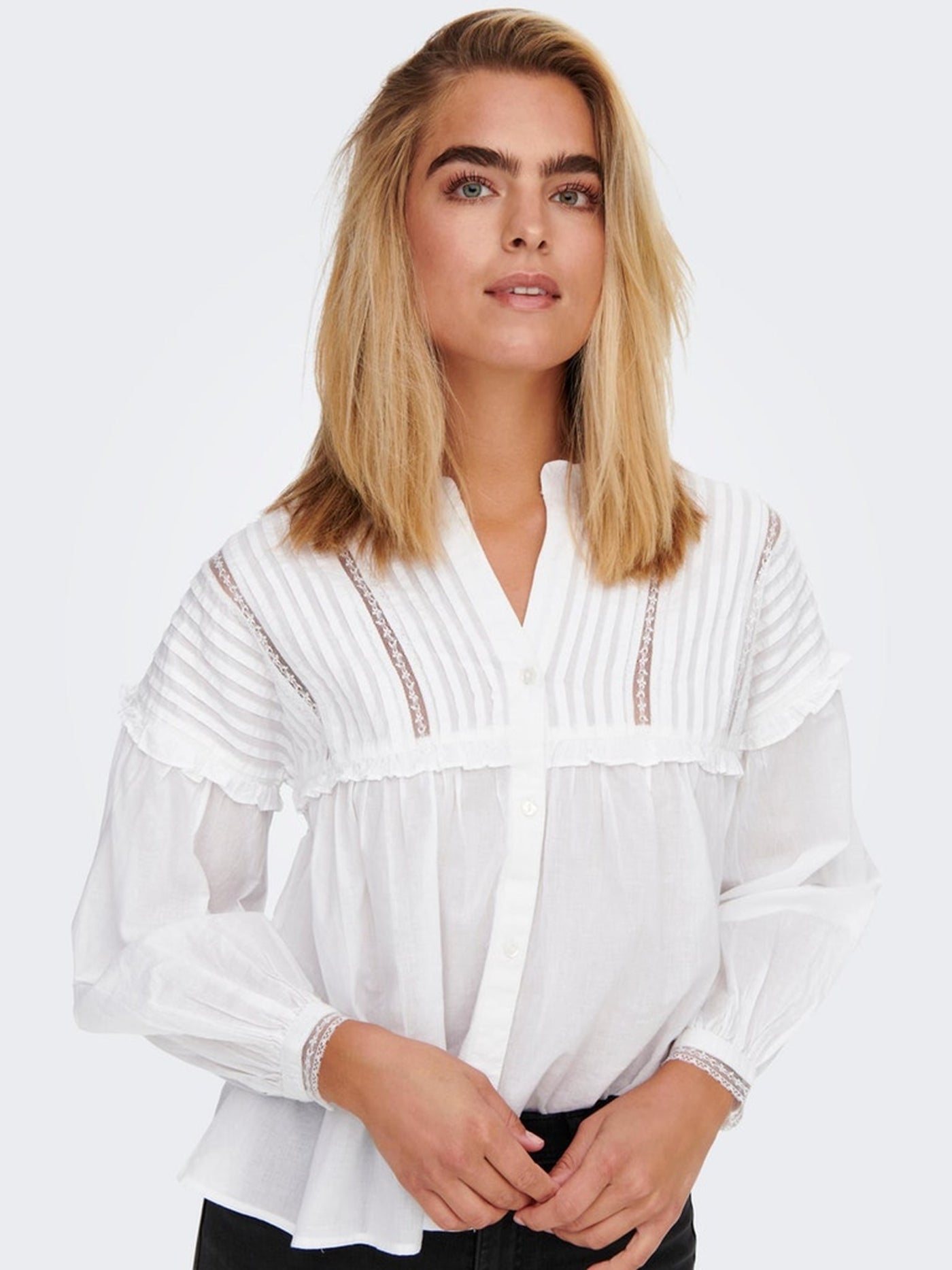 Liv shirt - Bright White - ONLY - White 2