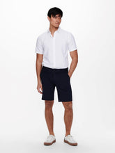 Carregar imagem no visualizador da galeria, Mark shorts stripe - Dark Blue - Only &amp; Sons - White 4
