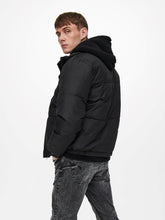 Charger l&#39;image dans la galerie, Orion Quilted Jacket - Black - Only &amp; Sons - Black 2
