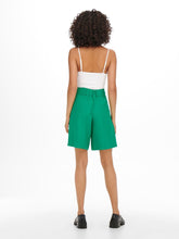 Load image into Gallery viewer, Violet Shorts - Pepper Green - ONLY - Green 5
