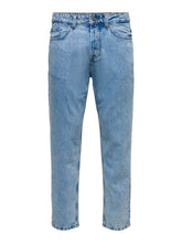 Carica l&#39;immagine nel visualizzatore di Gallery, Avi Jeans - Blue Denim - Only &amp; Sons - White
