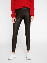 Carregar imagem no visualizador da galeria, Shiny leggings - Black - PIECES - Black 2
