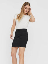 Load image into Gallery viewer, Hot Seven Skirt - Black Denim - Vero Moda - Black
