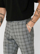 Load image into Gallery viewer, Mark Pants checkered - Light gray - Only &amp; Sons - Grey 4
