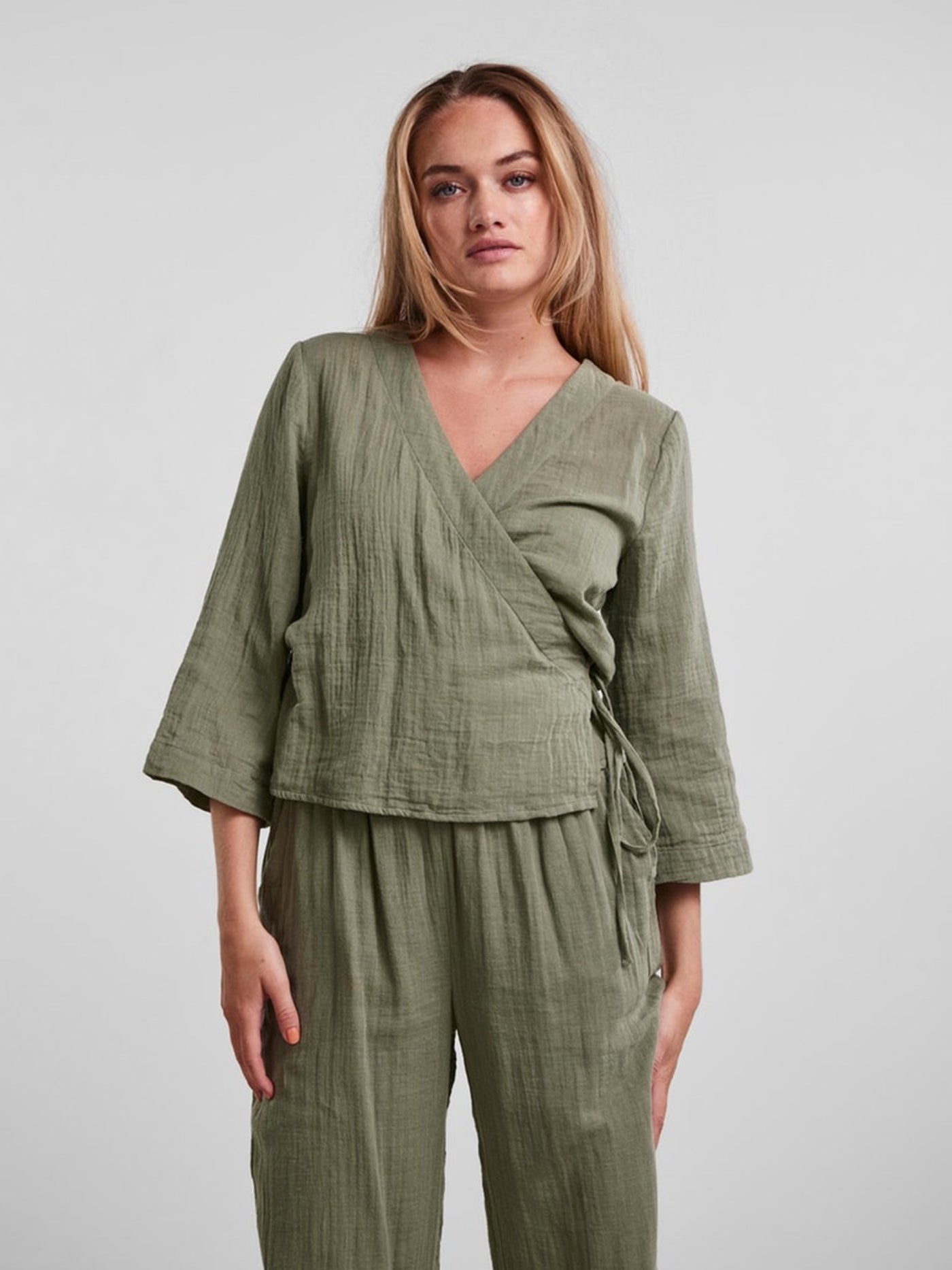 Lelou Wrap Top - Sea Spray - PIECES - Green 3