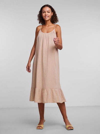 Lelou Slip dress - Nomad - PIECES - Khaki 3