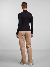 Carregar imagem no visualizador da galeria, Kitte Rollneck Top - Black - PIECES - Black 4
