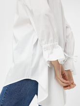 Load image into Gallery viewer, Ecci Oversized Shirt - Light white - PIECES - White 6
