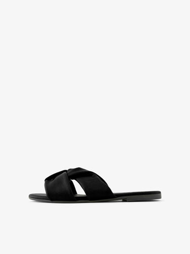 Viki Leather Sandal - Black - PIECES - Black