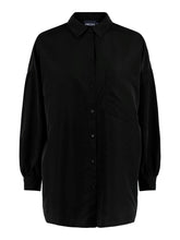 Load image into Gallery viewer, Chrilina Oversized Shirt - Black - PIECES - Black
