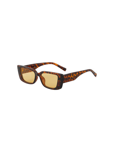 Misty Sunglass - Brown - PIECES - Brown