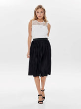 Load image into Gallery viewer, Pleated skirt - Black - Jacqueline de Yong - Black
