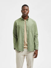 Carregar imagem no visualizador da galeria, Rick Flex Shirt - Winter Moss - Selected Homme - Green
