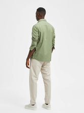 Carregar imagem no visualizador da galeria, Rick Flex Shirt - Winter Moss - Selected Homme - Green 4
