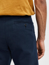 Load image into Gallery viewer, Miles Flex Structure - Dark Sapphire (slim) - Selected Homme - Blue 2
