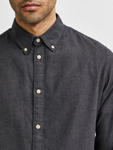 Cargar imagen en el visor de la galería, Slim Flannel Shirt - Black Melange - Selected Homme - Black 2
