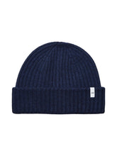 Carregar imagem no visualizador da galeria, Merino Wool Beane - Sky Captain - Selected Homme - Blue 3
