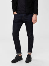 Load image into Gallery viewer, Leon Jeans ST1002 - Dark Blue Denim - Selected Homme - Blue
