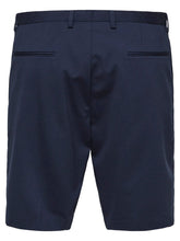 Charger l&#39;image dans la galerie, Tapered-Air Shorts - Dark Sapphire - Selected Homme - Blue 7
