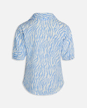 Carregar imagem no visualizador da galeria, Maby Blouse - Blue Zebra - Sisters Point - Blue 4
