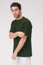 Afbeelding in Gallery-weergave laden, Oversized T-shirt - Dark Green - TeeShoppen - Green 3
