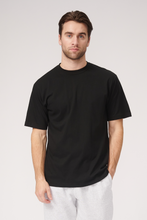 Charger l&#39;image dans la galerie, Oversized T-shirt - Black - TeeShoppen - Black
