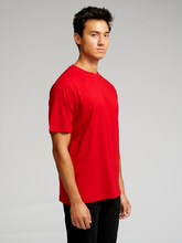 Carregar imagem no visualizador da galeria, Oversized T-shirt - Denmark&#39;s Red - TeeShoppen - Red 2
