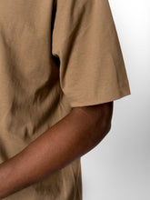 Afbeelding in Gallery-weergave laden, Oversized T-shirt - Khaki - TeeShoppen - Khaki 5
