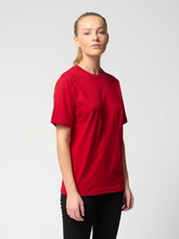 Afbeelding in Gallery-weergave laden, Oversized t-shirt - Red - TeeShoppen - Red 2
