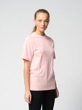 Carregar imagem no visualizador da galeria, Oversized t-shirt - Rose - TeeShoppen - Pink 2
