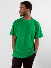 Cargar imagen en el visor de la galería, Oversized T-shirt - Spring Green - TeeShoppen - Green
