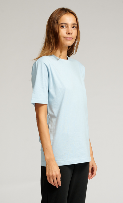 Oversized t-shirt - Light Blue (Women) - TeeShoppen - Blue 2