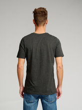 Charger l&#39;image dans la galerie, Organic Basic T-shirt - Dark Grey - TeeShoppen - Grey 4
