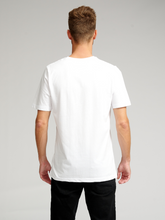 Charger l&#39;image dans la galerie, Organic Basic T-shirt - White - TeeShoppen - White 6
