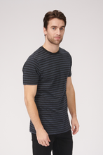 Cargar imagen en el visor de la galería, Nørregade Stripe - Mottled Blue-Black - TeeShoppen - Black
